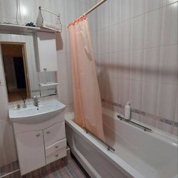 Сдается 2-х комнатная квартира, 65 м²