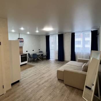 Сдается 2-х комнатная квартира, 62 м²