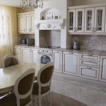 Сдается Многокомнатная квартира, 100 м²