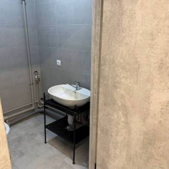 Сдается Нежилое помещение, 84 м²