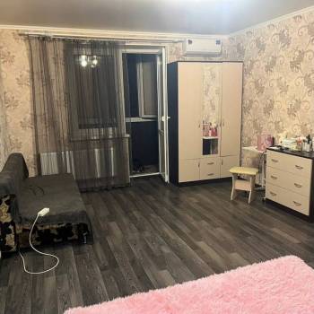 Продается 1-комнатная квартира, 41,3 м²