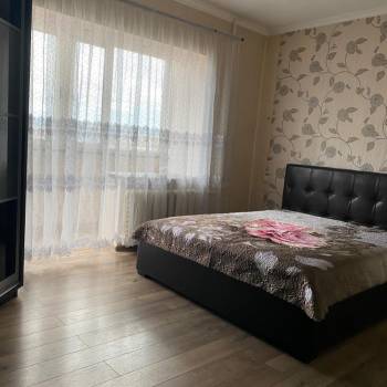 Сдается Многокомнатная квартира, 65 м²