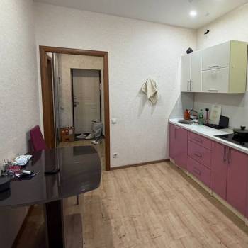 Продается 1-комнатная квартира, 33 м²