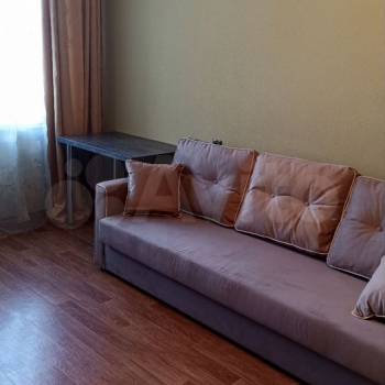 Сдается 1-комнатная квартира, 38 м²