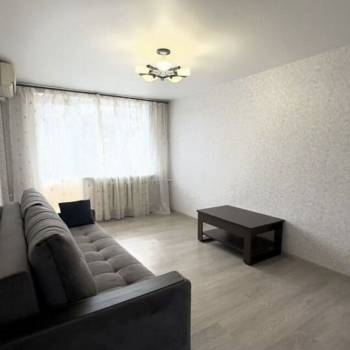 Сдается Многокомнатная квартира, 65 м²