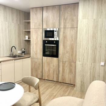 Продается 1-комнатная квартира, 40 м²