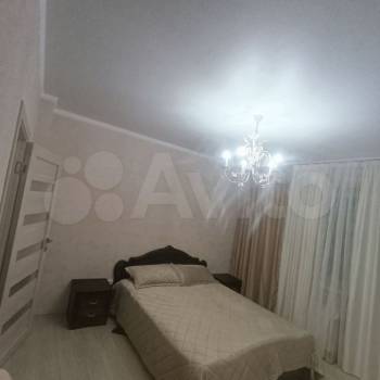 Сдается 2-х комнатная квартира, 79 м²