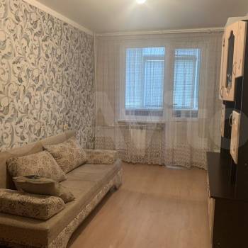 Сдается Многокомнатная квартира, 77 м²