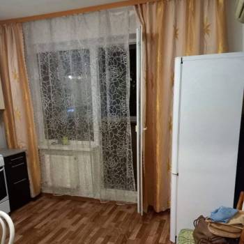 Сдается 1-комнатная квартира, 38 м²