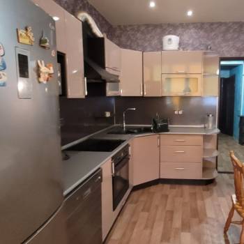 Сдается 2-х комнатная квартира, 63 м²