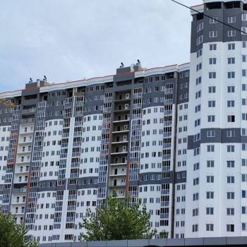 Продается 1-комнатная квартира, 42 м²