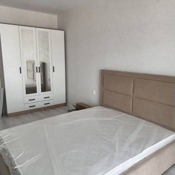 Сдается 2-х комнатная квартира, 82 м²