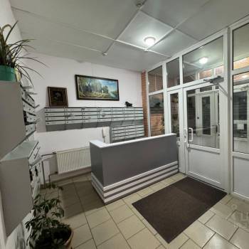 Продается 1-комнатная квартира, 52 м²