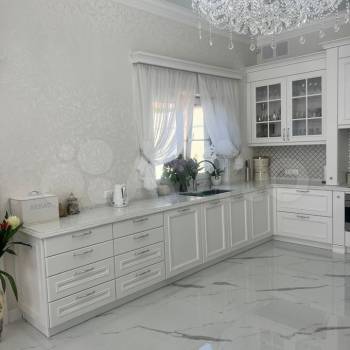 Продается Дом, 300 м²