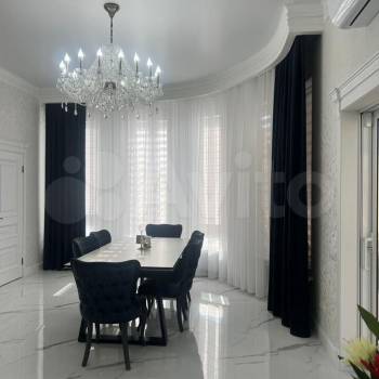 Продается Дом, 300 м²