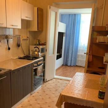 Продается Многокомнатная квартира, 72,6 м²