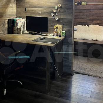 Продается Многокомнатная квартира, 101 м²