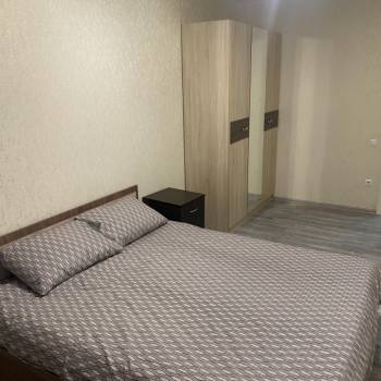 Сдается 1-комнатная квартира, 43 м²