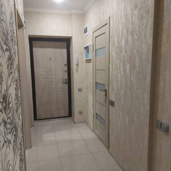 Продается 1-комнатная квартира, 40 м²