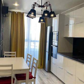 Сдается 1-комнатная квартира, 42 м²