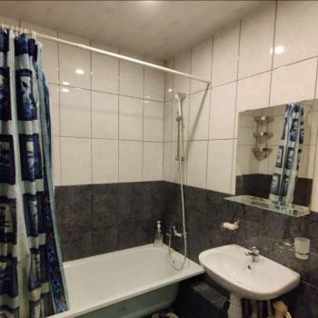 Продается 1-комнатная квартира, 40 м²