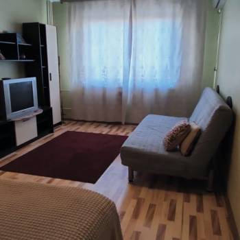 Продается 1-комнатная квартира, 40 м²