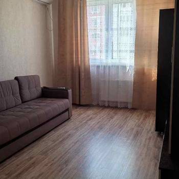 Сдается 1-комнатная квартира, 37,8 м²