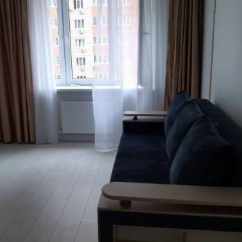 Сдается 1-комнатная квартира, 38 м²