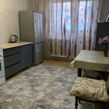 Сдается 1-комнатная квартира, 39 м²