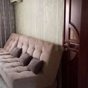 Продается Многокомнатная квартира, 80 м²