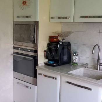 Продается Многокомнатная квартира, 80 м²
