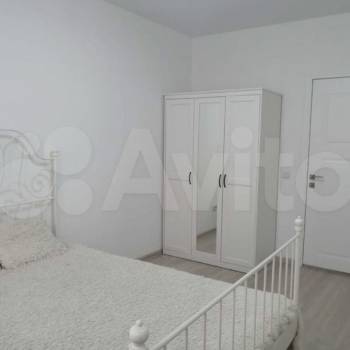 Сдается 1-комнатная квартира, 54,6 м²