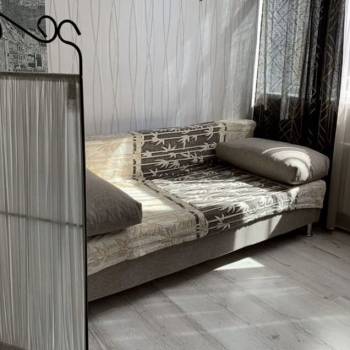 Продается 1-комнатная квартира, 32 м²