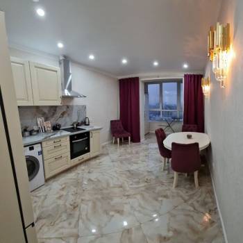 Продается 1-комнатная квартира, 49 м²