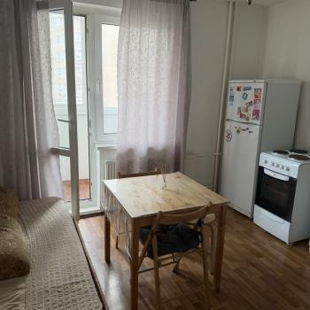 Сдается 1-комнатная квартира, 40 м²