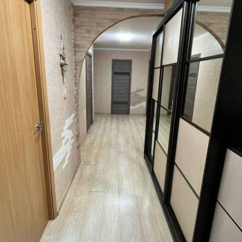 Продается Многокомнатная квартира, 92,3 м²