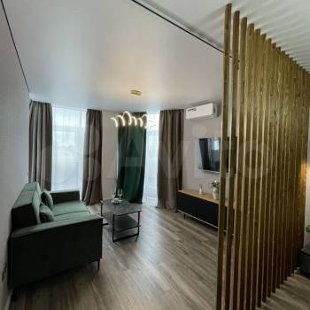 Сдается 1-комнатная квартира, 55 м²