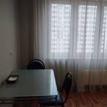 Сдается 1-комнатная квартира, 36 м²