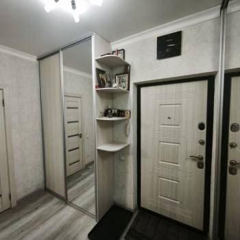 Продается 1-комнатная квартира, 43,6 м²