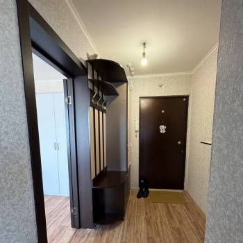 Продается 1-комнатная квартира, 37,5 м²