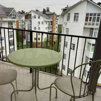 Продается 1-комнатная квартира, 40 м²