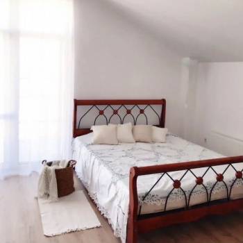 Продается 1-комнатная квартира, 40 м²