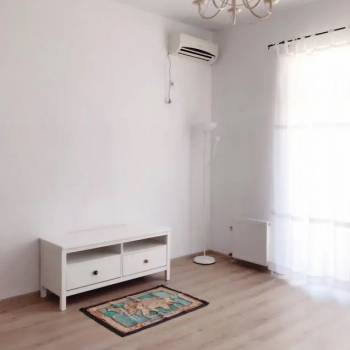 Продается 1-комнатная квартира, 40 м²