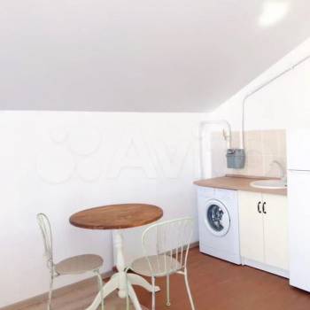 Продается 1-комнатная квартира, 40 м²