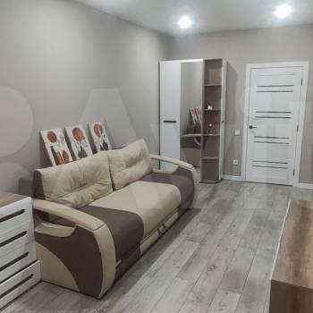 Сдается 1-комнатная квартира, 43 м²