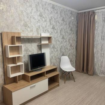 Сдается 1-комнатная квартира, 40,6 м²