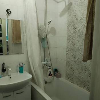 Продается 1-комнатная квартира, 34 м²