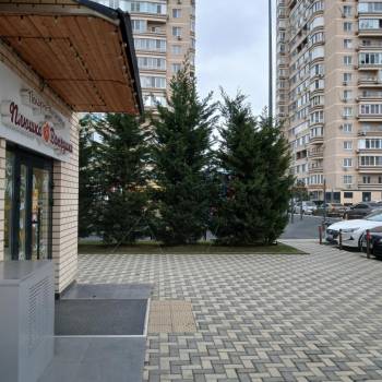 Продается 1-комнатная квартира, 42 м²