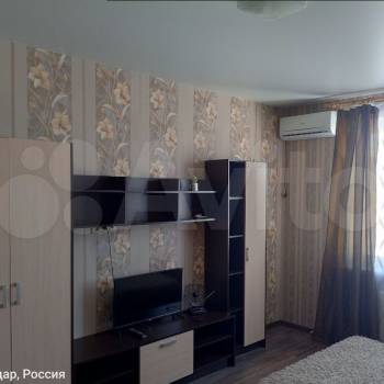 Сдается 1-комнатная квартира, 40 м²