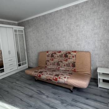 Сдается 1-комнатная квартира, 42 м²